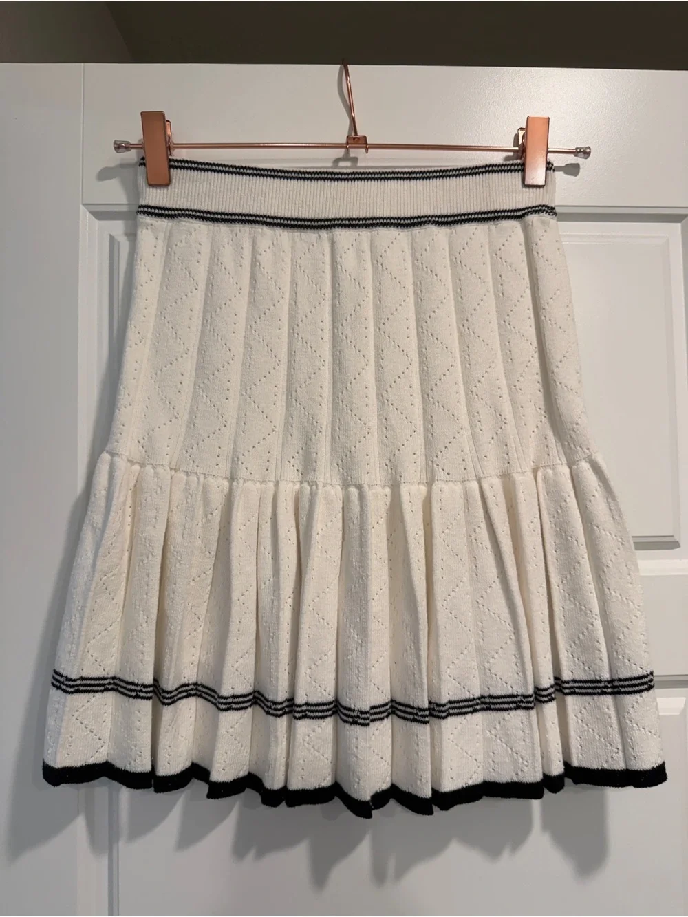 Willow & Wind Knit Pleated Skirt Size Small Nautical Coastal Preppy Country Club